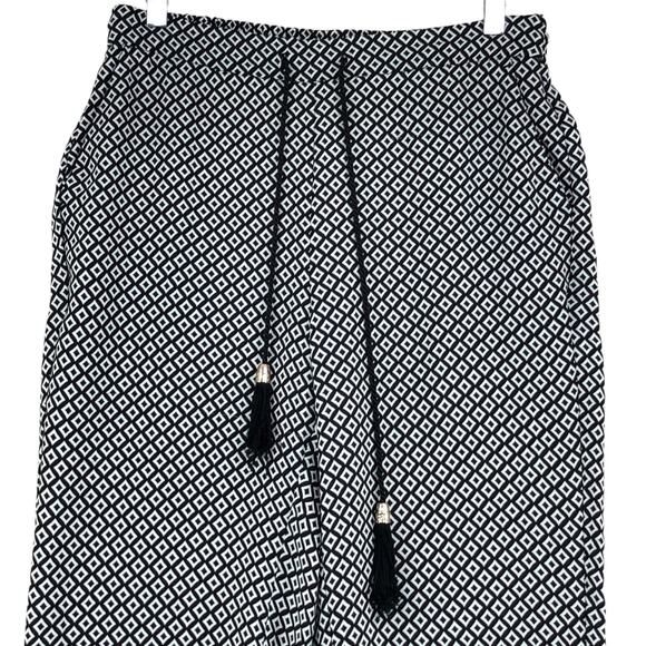 Chicos Womens Size 0 US 4 Pants Geometric Print Wide Leg Pull On Black TINY FLAW - Picture 2 of 15